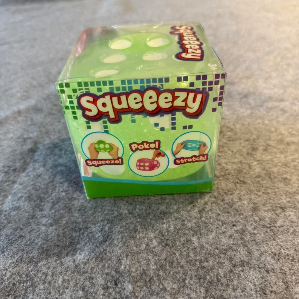 Toymendous squeeezy sensory